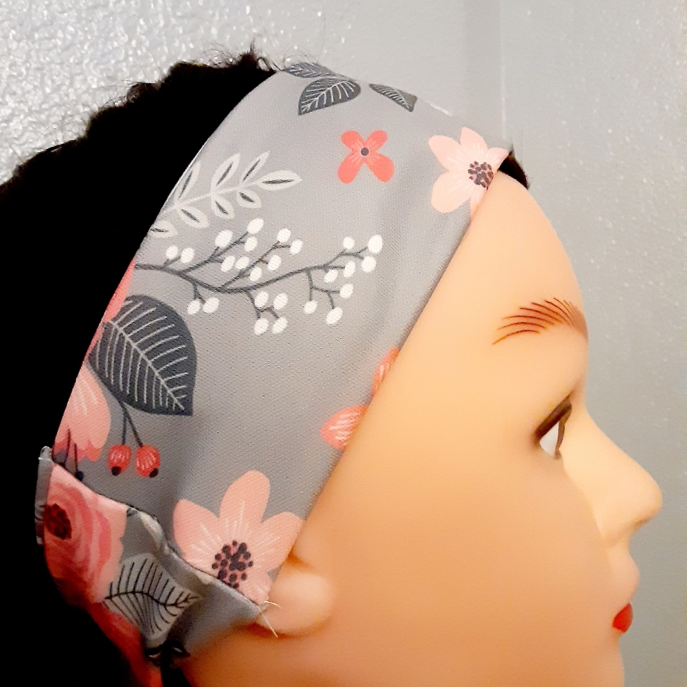 Grey headband with pink Rose's boho style.